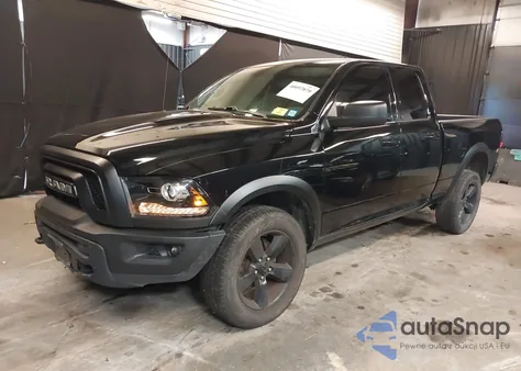 2019 Ram 1500 Classic Warlock Quad Cab 4X4 6'4 Box z USA, uszkodzony, nr VIN 1C6RR7GG6KS705649